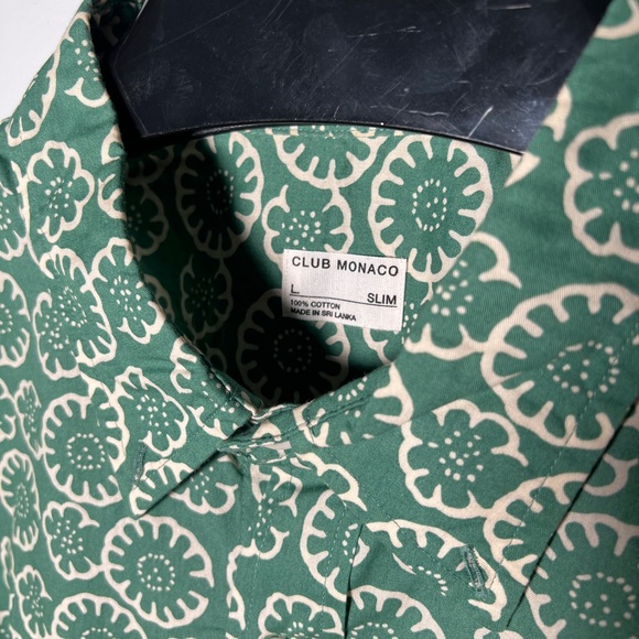 CLUB MONACO | Green Floral Shirt - Picture 2 of 6